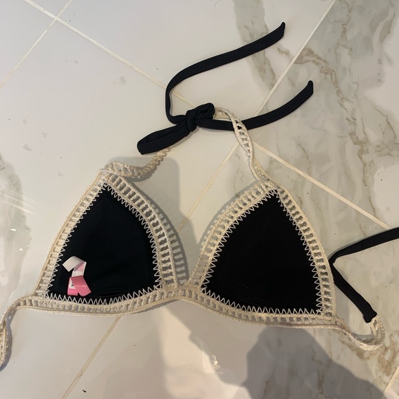 Victoria Secret Bikini top - Picture 2 of 4